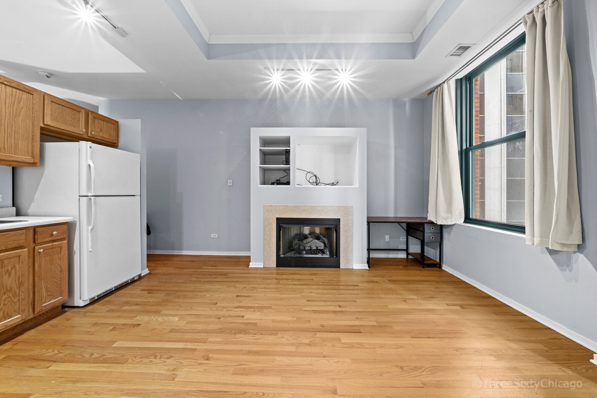 Building Photo - 208 W Washington St