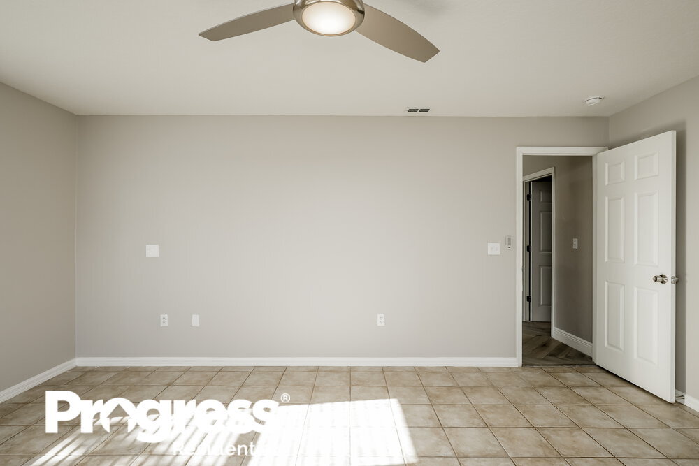 Building Photo - 2877 Middleton Cir