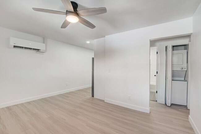 Building Photo - Newly Renovated One Bedroom near ASU in Te...