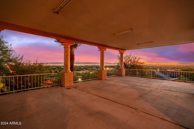 Building Photo - 5601 E Wonderview Rd