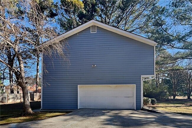 Building Photo - 3311 Chastain Crossing NW