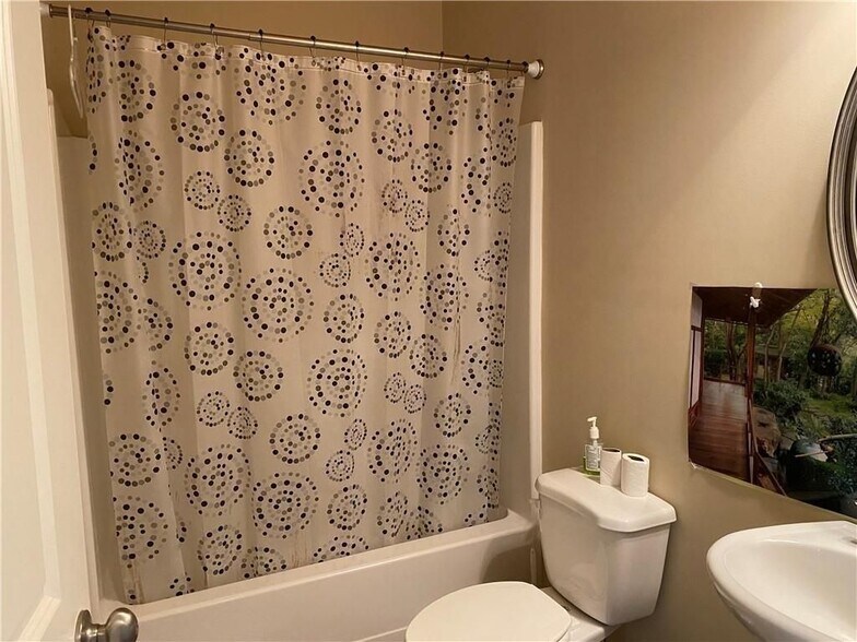 Building Photo - 1430 Ox Bridge Way NW