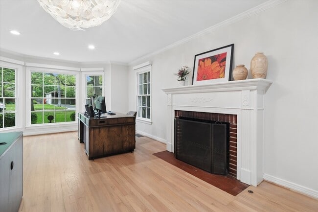 Building Photo - 8106 San Benito Way