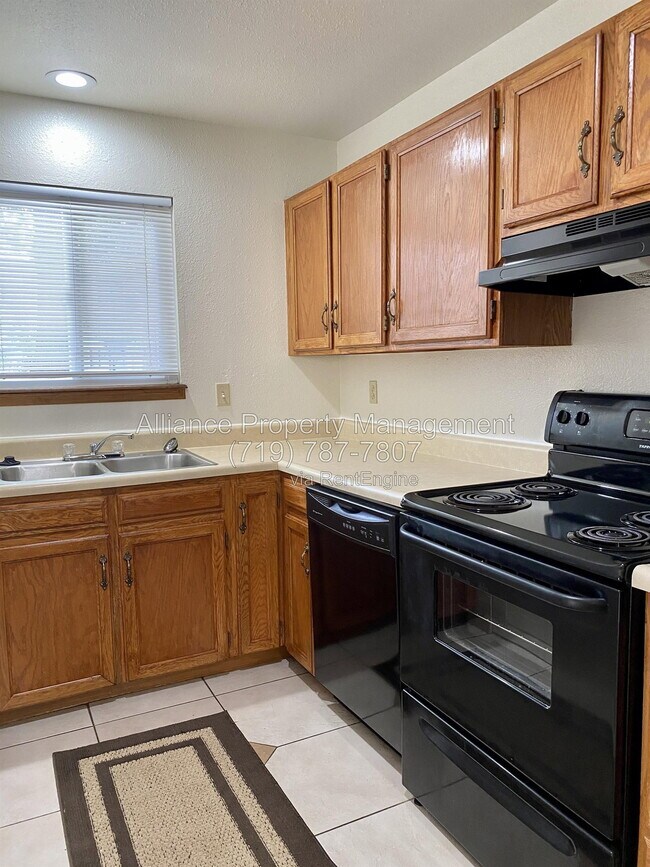 Building Photo - 4072 Muse Way
