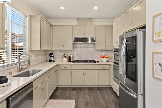 Building Photo - 310 Elworthy Ranch Cir