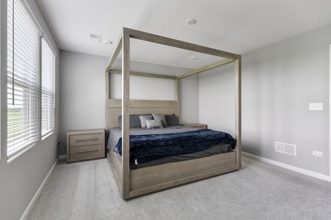 Building Photo - 2227 Ryegrass Ln