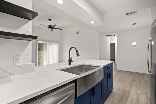 Building Photo - 5011 Cape Verde Cove