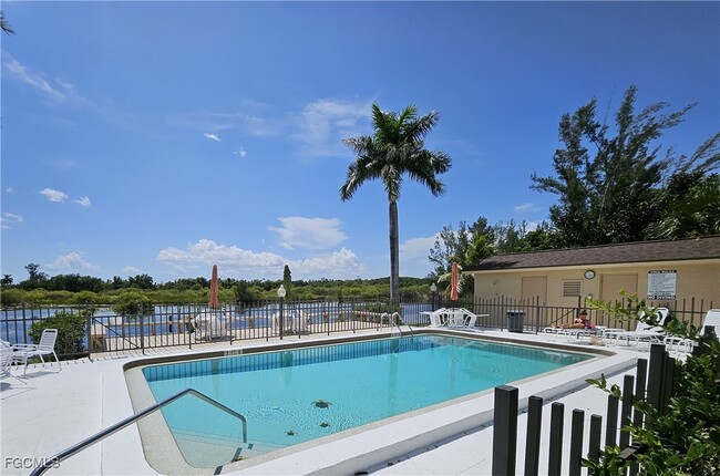 Building Photo - 7125 Lakeridge Ct