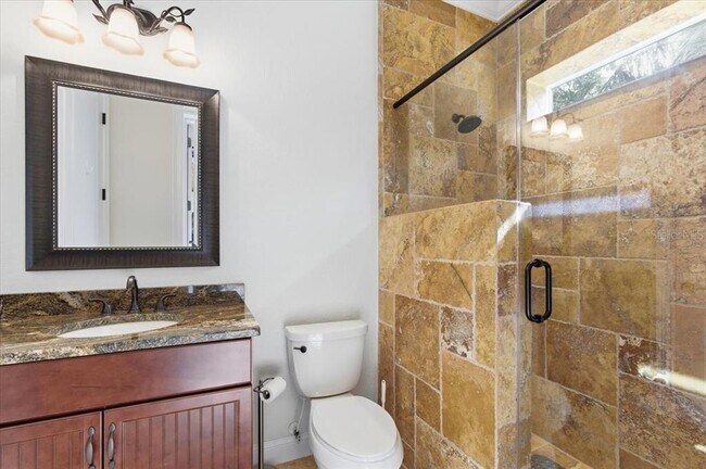 Building Photo - 7 Spanish Moss Ct