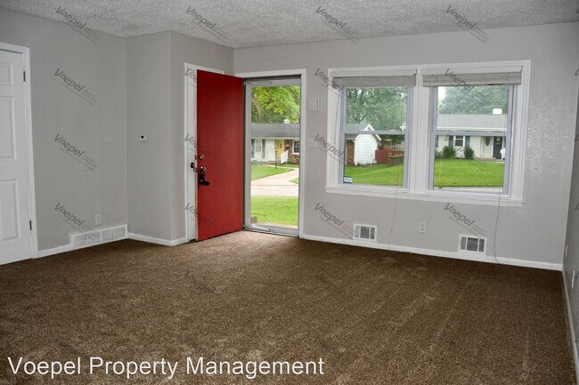 Building Photo - 3 br, 2 bath House - 3107 N.E. 67th St.