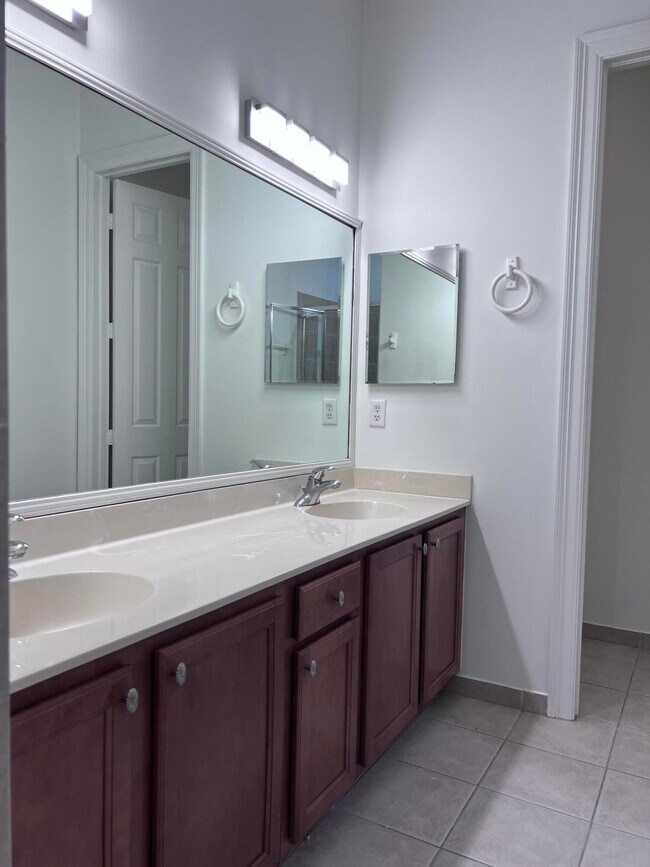 Building Photo - 661 Corte Madera Ln