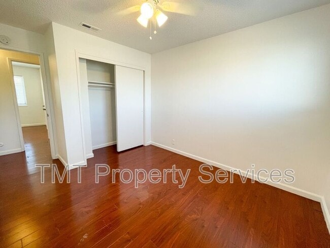 Building Photo - 8611 Acapulco Way