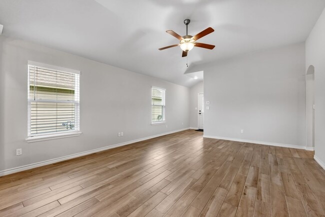 Building Photo - 7714 Pruet Dr