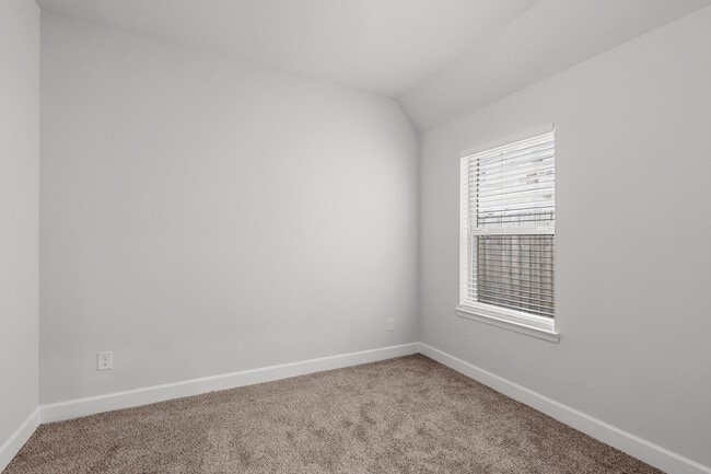 Building Photo - 7438 Cattail Fls Ln