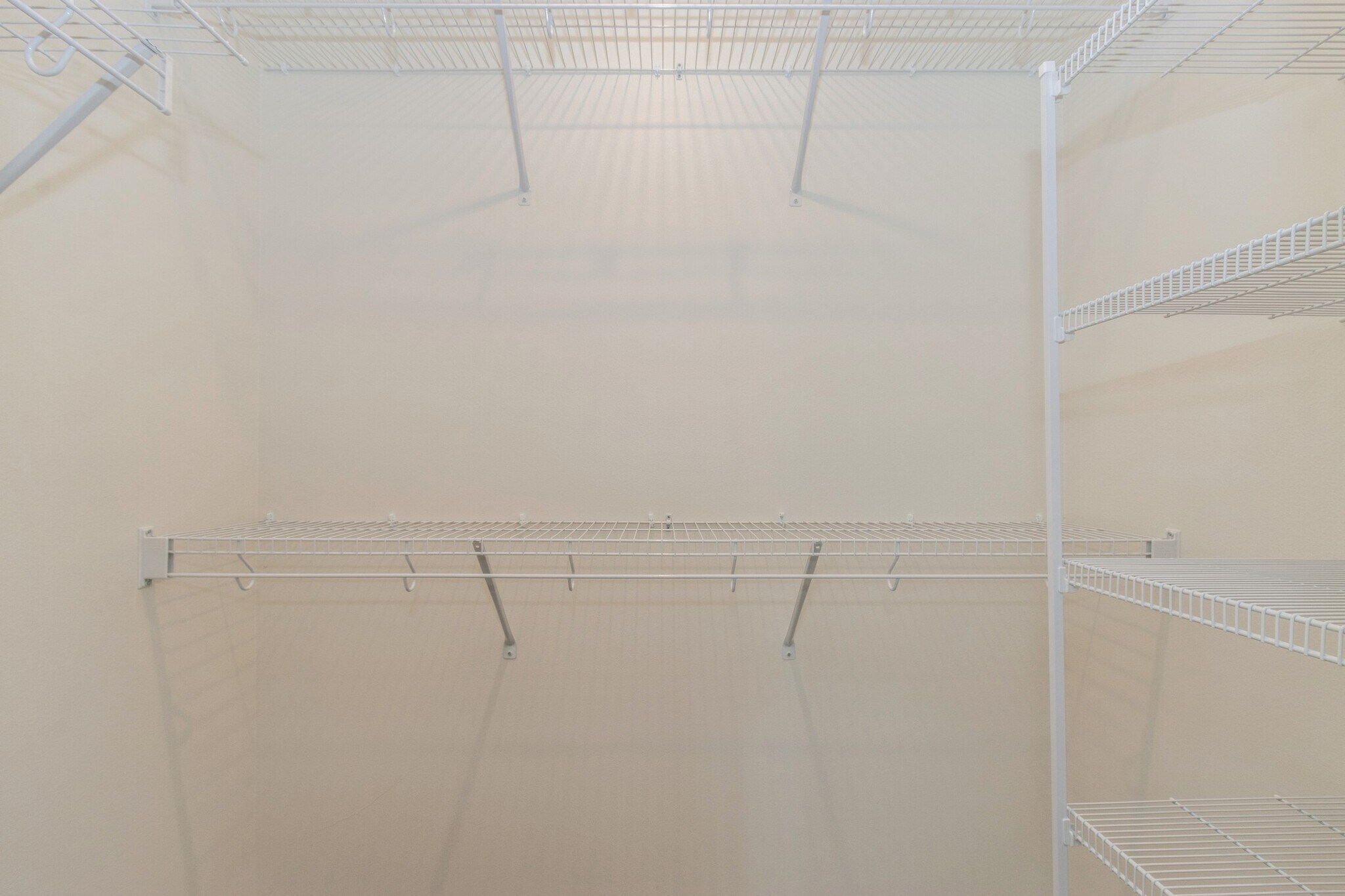 Building Photo - 415 C Ave NW