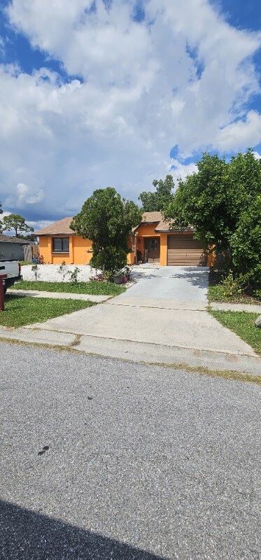 Building Photo - 5975 Spearman Cir