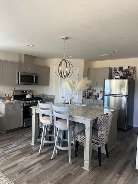 Building Photo - 2840 Blue Blossom Trail