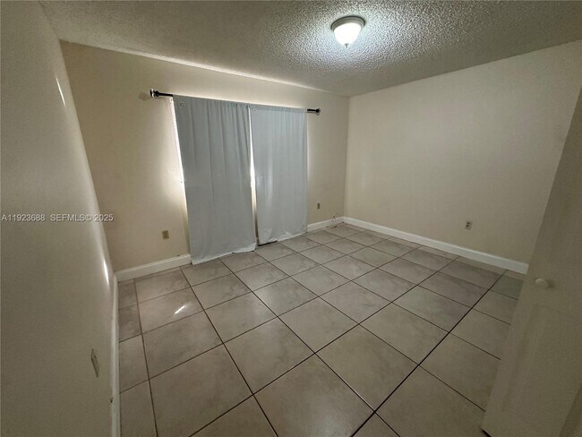 Building Photo - 4864 NW 4th Terrace