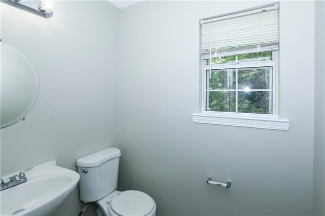 Building Photo - 1226 Pinedale Cir NW