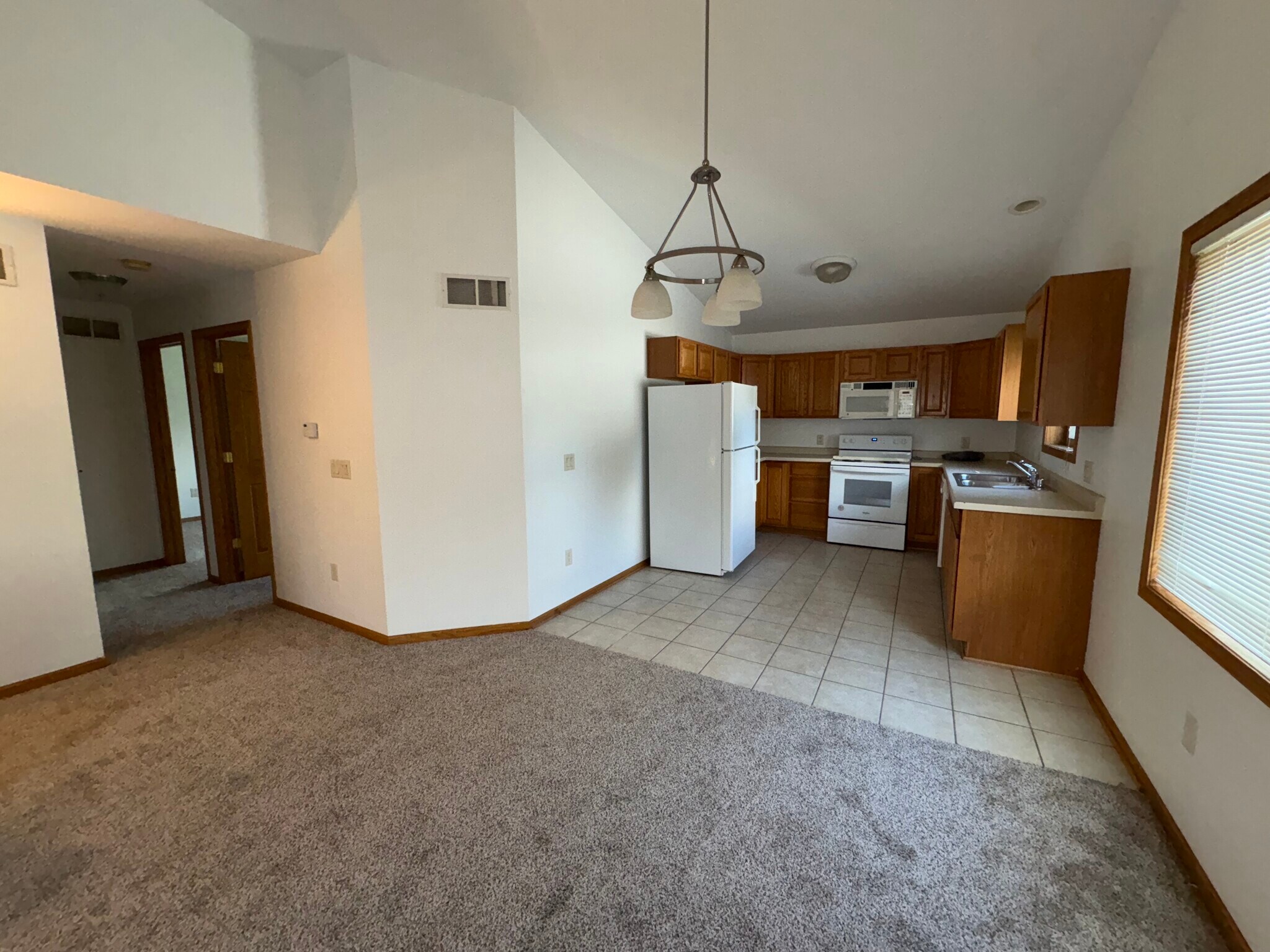 Building Photo - 310 Redruth Dr