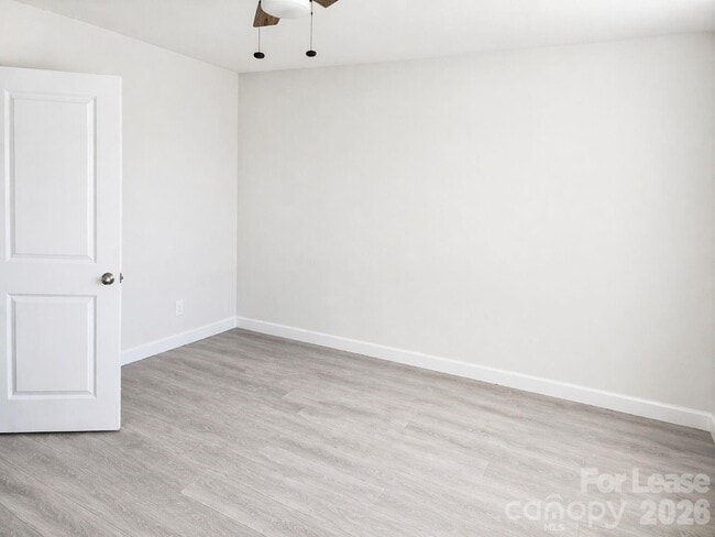 Building Photo - 2019 Red Ash Dr