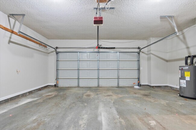 Building Photo - 300 Early Harvest Ct