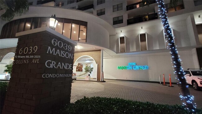 Building Photo - 6039 Collins Ave