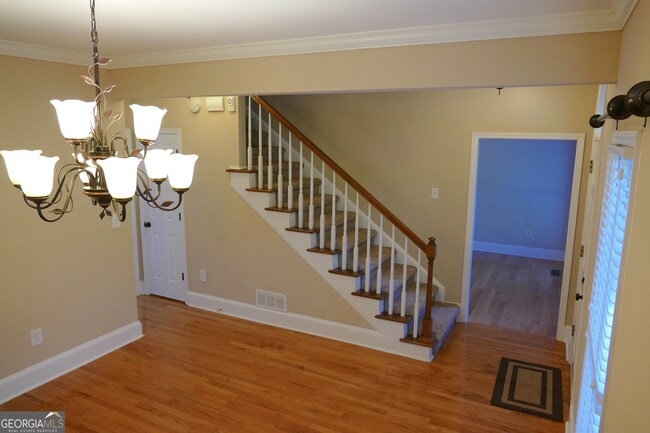 Building Photo - 1150 Lavista Rd