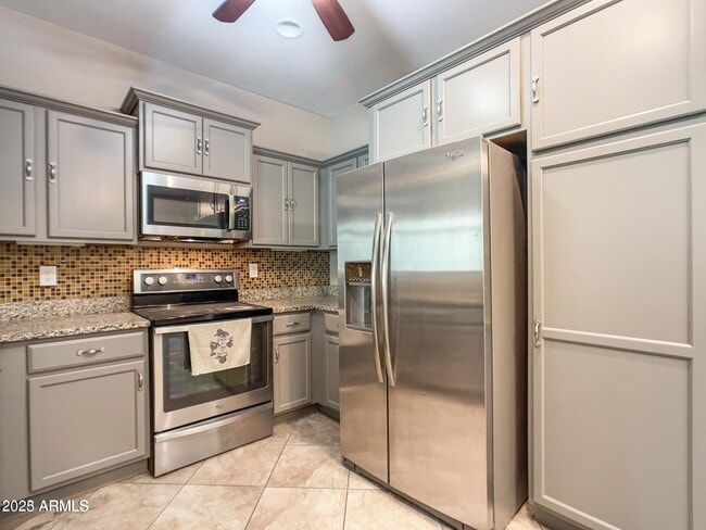 Building Photo - 1958 W Busoni Pl