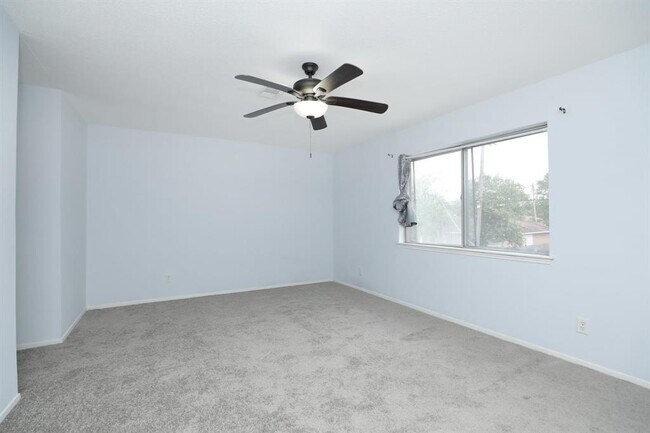 Building Photo - 8202 Fondren Rd