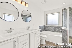 Building Photo - 561 Granite Mist