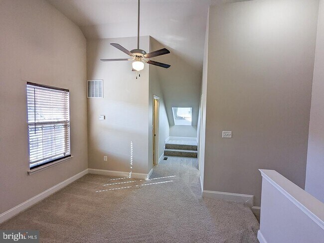 Building Photo - 4442 Potomac Highlands Cir