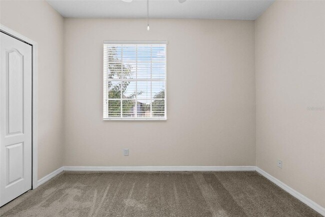 Building Photo - 10325 Manderley Way