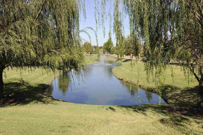 Building Photo - 3491 E Taplow Way