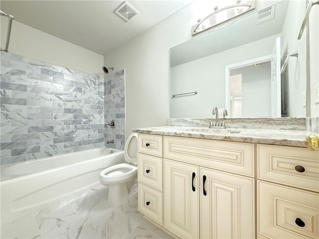 Building Photo - 3500 Millwater Crossing NE