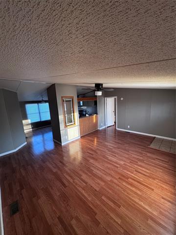 Building Photo - 9204 Oklahoma St