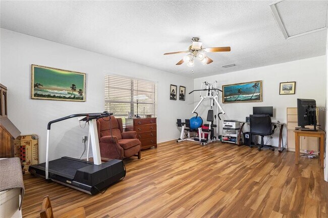 Building Photo - 17877 C R 378