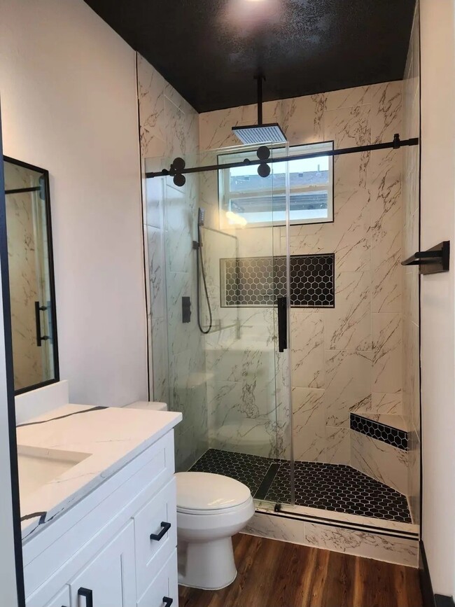 Building Photo - 1002 Natchez Ave