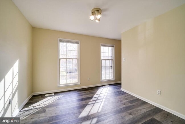 Building Photo - 7476 Adams Park Ct