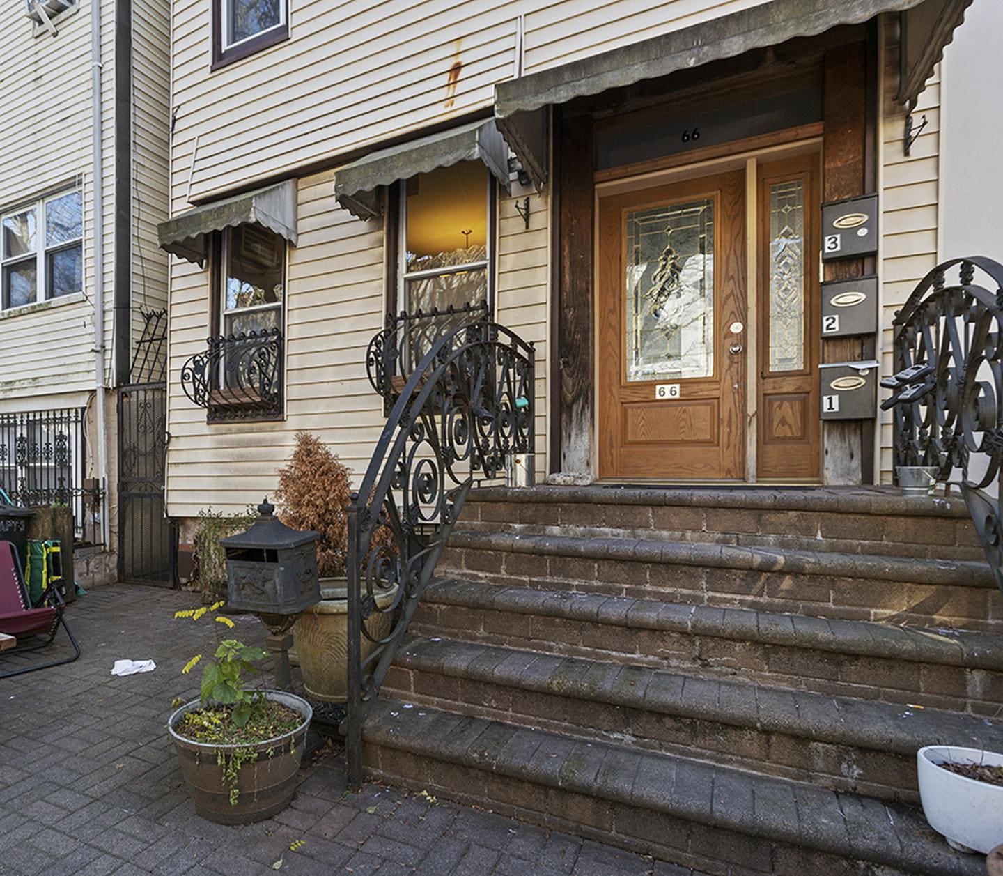 Building Photo - Upscale Bushwick apartment 2 blocks from L Line