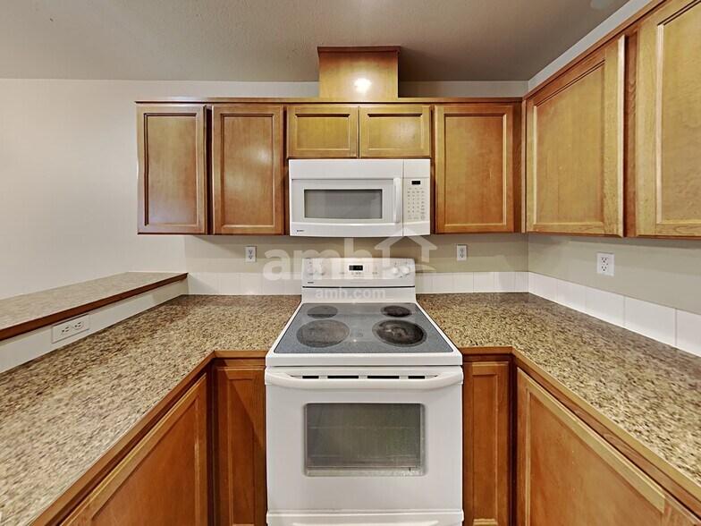 Building Photo - 5209 166th St Ct E