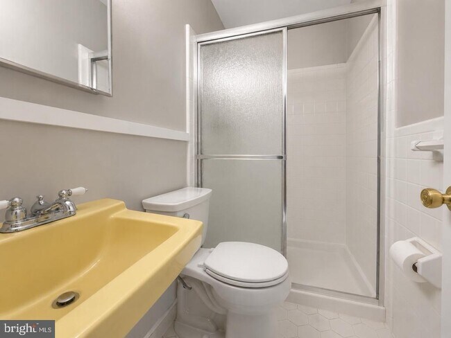 Building Photo - 14761 Ealing Ct