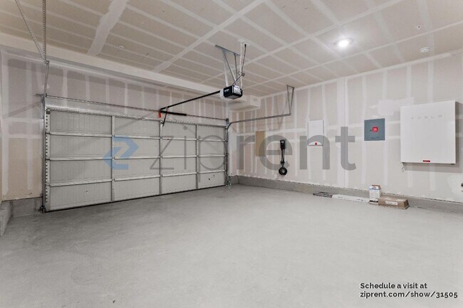 Building Photo - 146 W Ft Bragg Pl