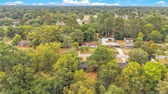 Building Photo - 4914 Walnut Dr