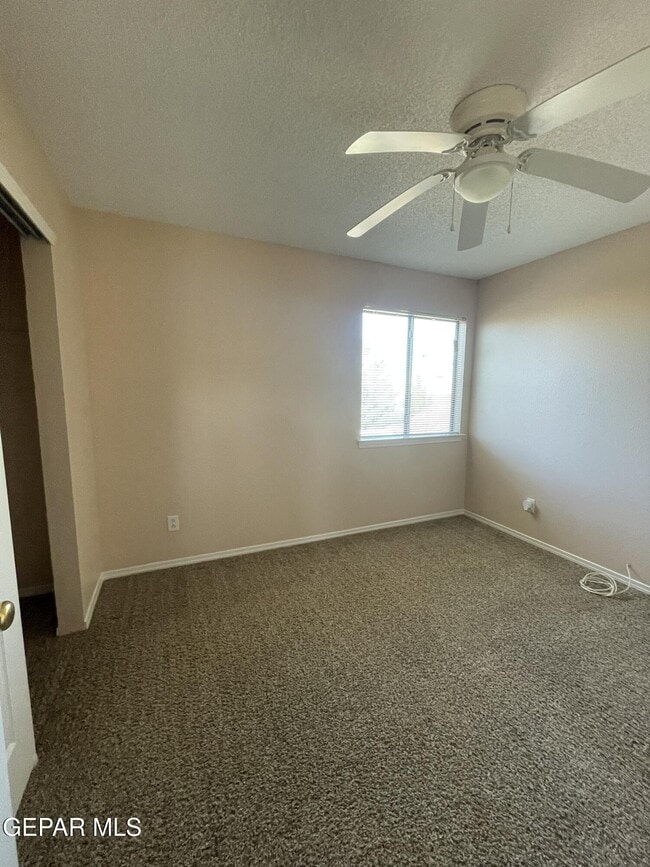 Building Photo - 3425 Scarlet Point Dr