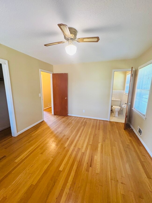 Building Photo - 709 Bounty Dr