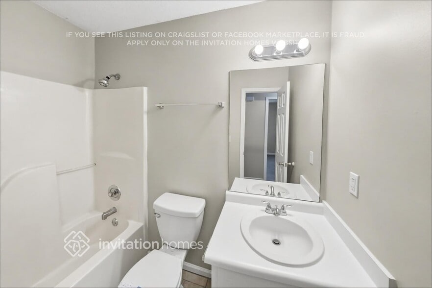 Building Photo - 715 Saddle Shoals Dr