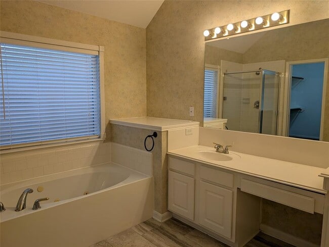 Building Photo - 22403 Bellows Bend Dr