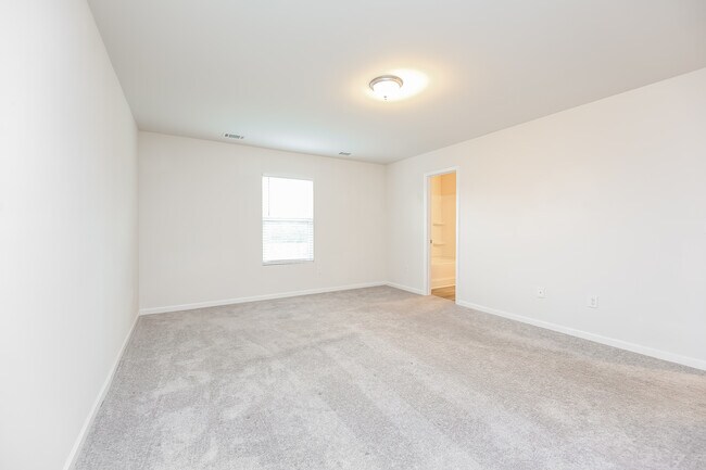 Building Photo - 506 Springtime Ln