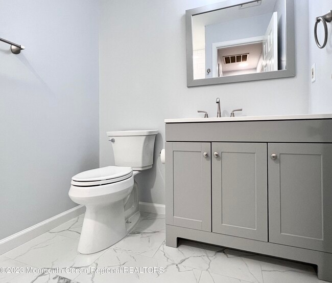 Building Photo - 159 Tanglewood Pl